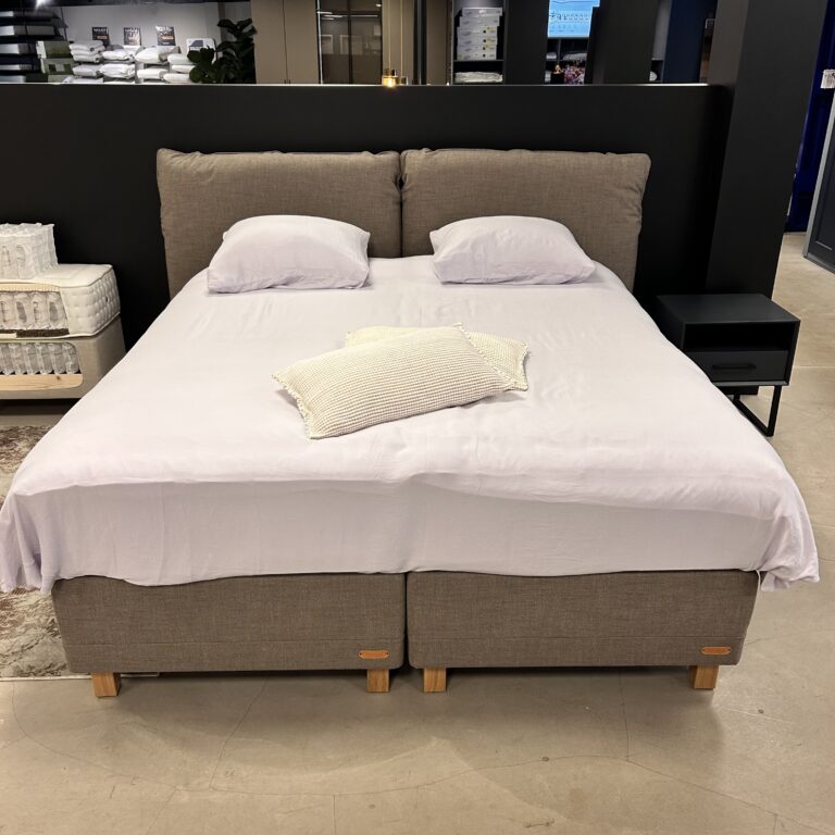 Pullman Showmodel Boston 180×210 33% Korting